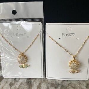 ☘️Spinning Sunflower Pendant Necklace